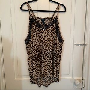 ✨rue 21+ animal print sequin detail top✨